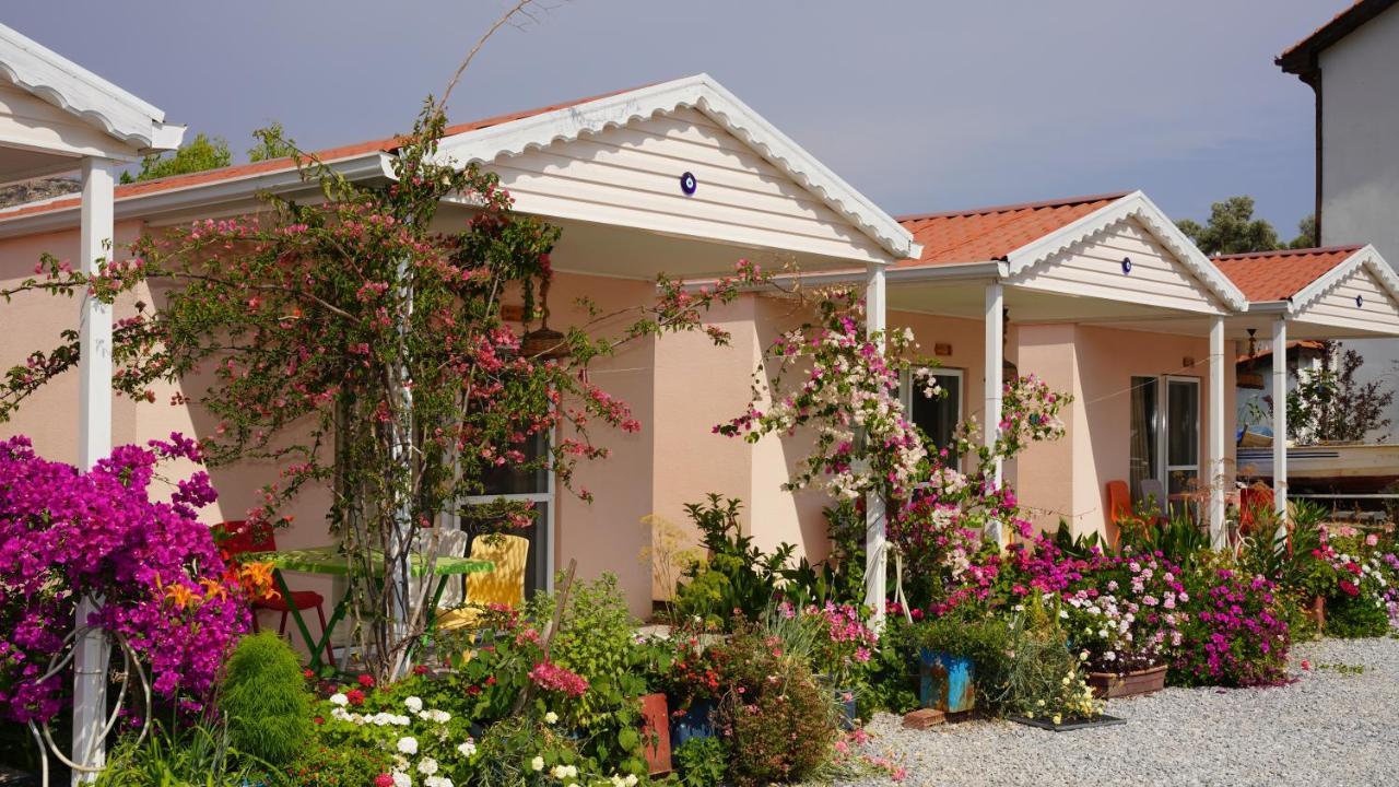 Yelken Bungalov Acomodação com café da manhã Milas Exterior foto